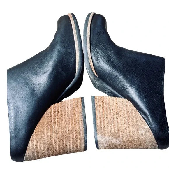 Kork-Ease Black Leather Stacked Block Heel Mule Booties Womens 7.5M - Picture 10 of 12